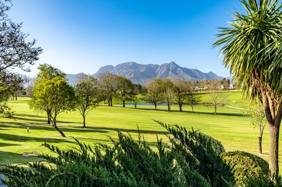 To Let 3 Bedroom Property for Rent in Fancourt Western Cape
